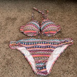 Victoria’s Secret bikini set